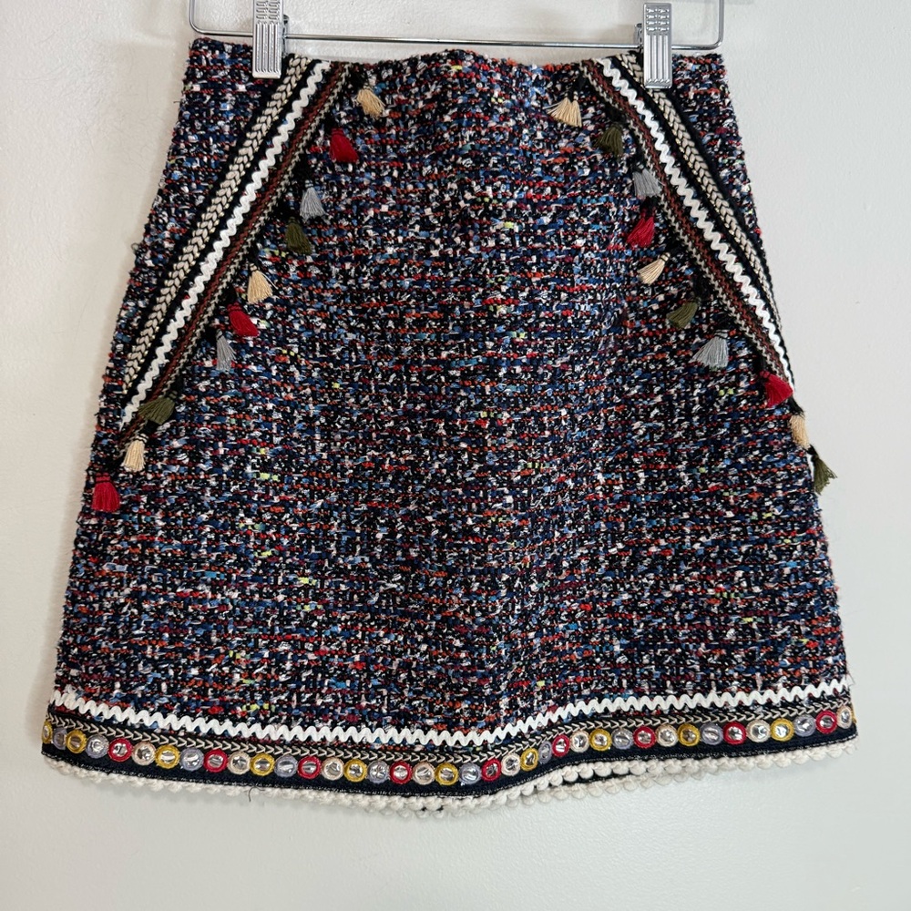 ZARA Woman Chic BOHO Multicolor Tweed Skirt with tassel accents size small